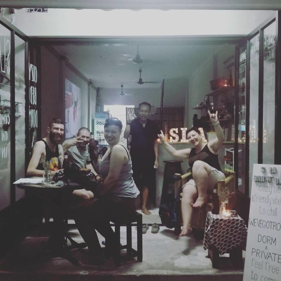Sla Bar N'Bed Hostel Μπανγκόκ Εξωτερικό φωτογραφία